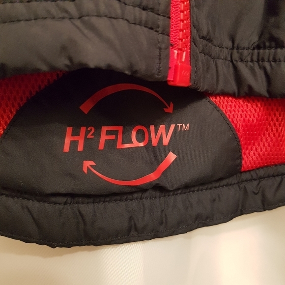 Helly Hansen boys size Large jacket black light weight - Picture 2 of 5